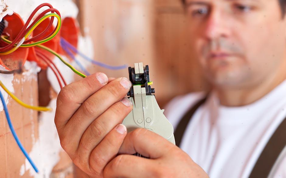 recherche travail électricien bâtiment Roissy-en-Brie